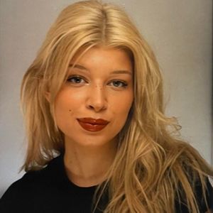 Meet your Posher, Timea